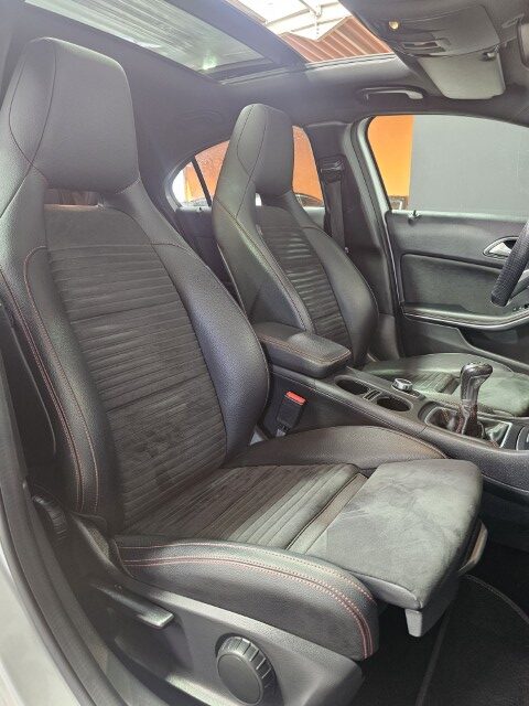 Mercedes A180 AMG PACK