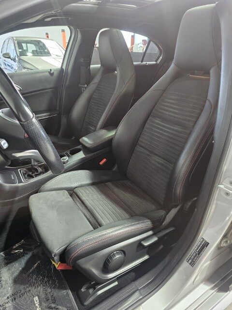 Mercedes A180 AMG PACK