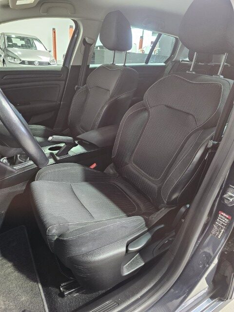 Renault Megane 1.2 TCe Energy Limited