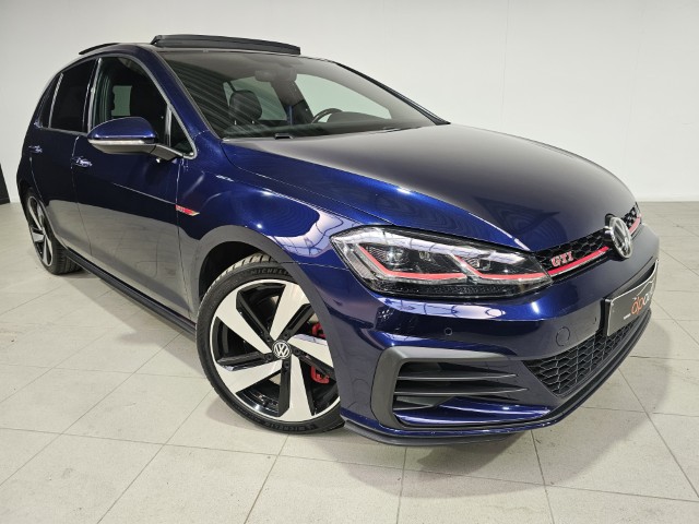 Volkswagen Golf GTI 2.0 TSI DSG