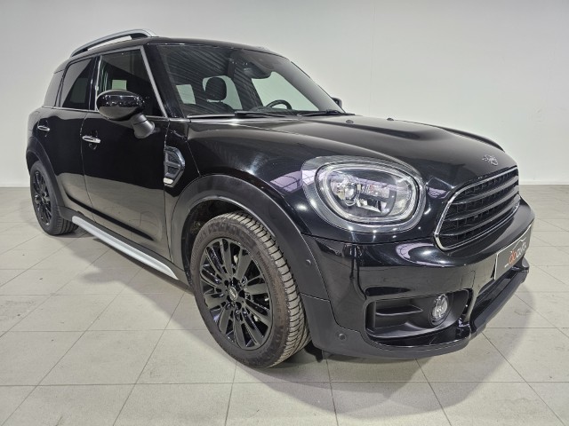 Mini Cooper Countryman 1.5A