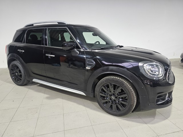 Mini Cooper Countryman 1.5A