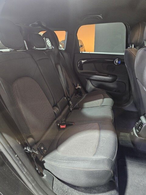 Mini Cooper Countryman 1.5A