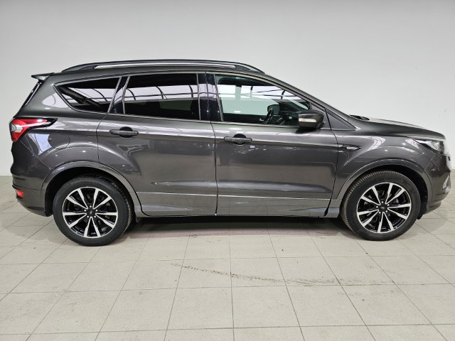 Ford Kuga 1.5 Ecoboost ST Line