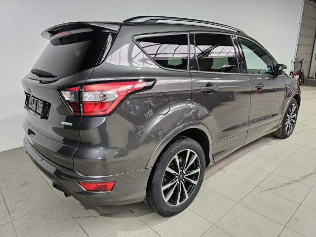 Ford Kuga 1.5 Ecoboost ST Line