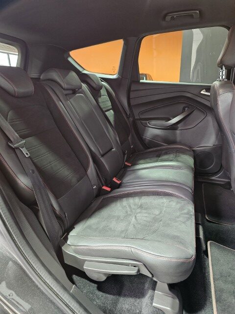 Ford Kuga 1.5 Ecoboost ST Line