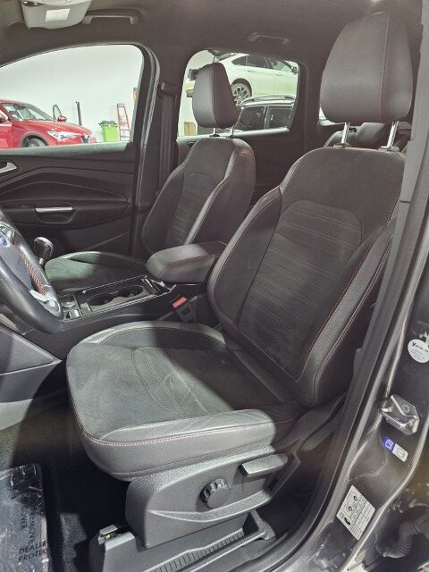 Ford Kuga 1.5 Ecoboost ST Line