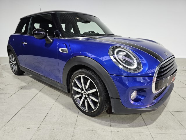 Mini Cooper D 1.5 Automaat