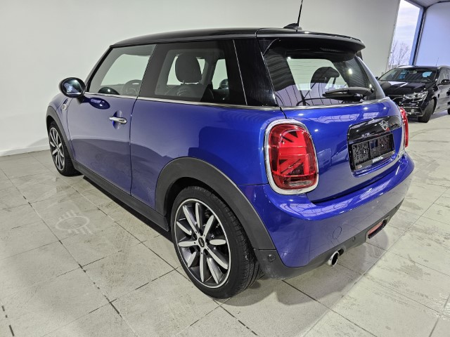 Mini Cooper D 1.5 Automaat