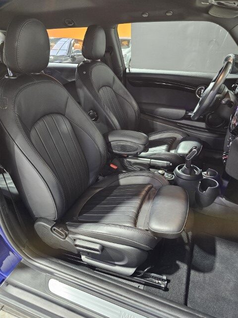 Mini Cooper D 1.5 Automaat