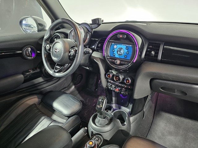 Mini Cooper D 1.5 Automaat