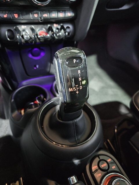 Mini Cooper D 1.5 Automaat