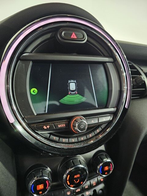 Mini Cooper D 1.5 Automaat
