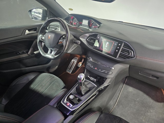 Peugeot 308 1.5 BluehHDi GT LINE