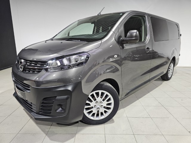 Opel Vivaro 2.0 Lichte vracht - 5 zitpl