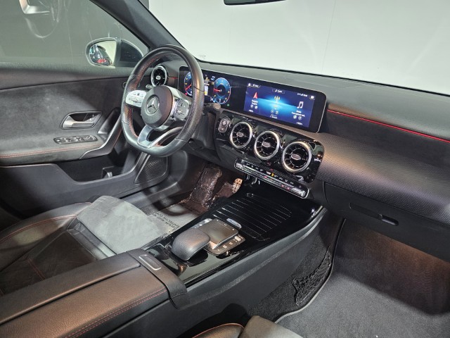 Mercedes A180d AMG PACK