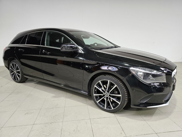 Mercedes CLA180