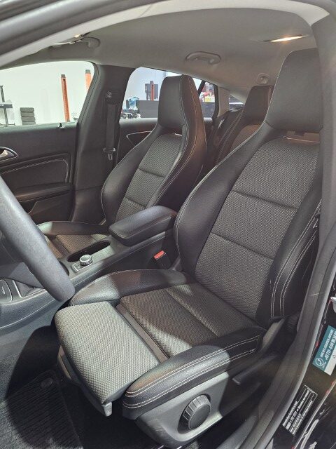 Mercedes CLA180