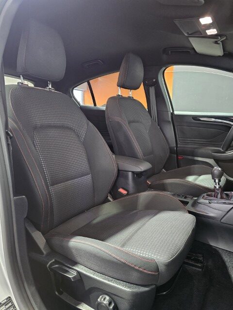 Ford Focus 1.0 Ecoboost ST Line