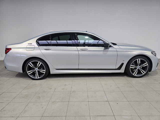 BMW 740e Plug In Hybrid Individual