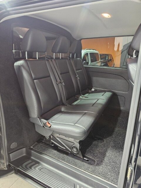 Mercedes Vito 116 CDi Lichte Vracht - 5 zitpl
