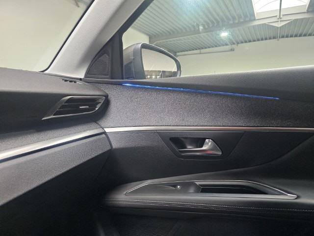 Peugeot 3008 1.5 BlueHDi Allure