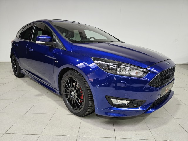 Ford Focus 1.0 Ecoboost ST Line