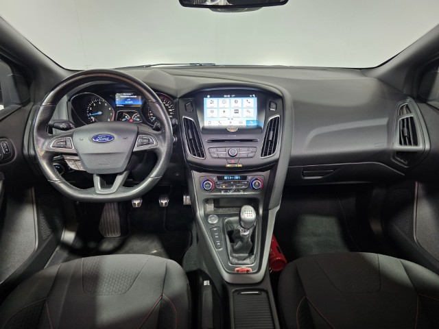 Ford Focus 1.0 Ecoboost ST Line