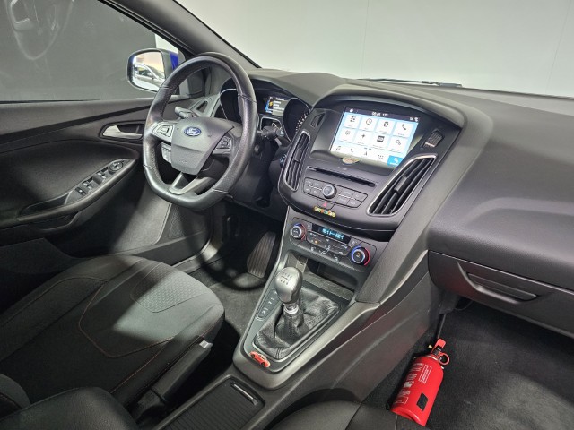 Ford Focus 1.0 Ecoboost ST Line