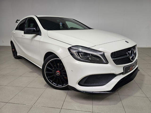 Mercedes A180 AMG PACK
