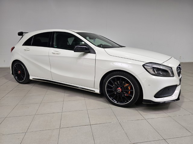 Mercedes A180 AMG PACK