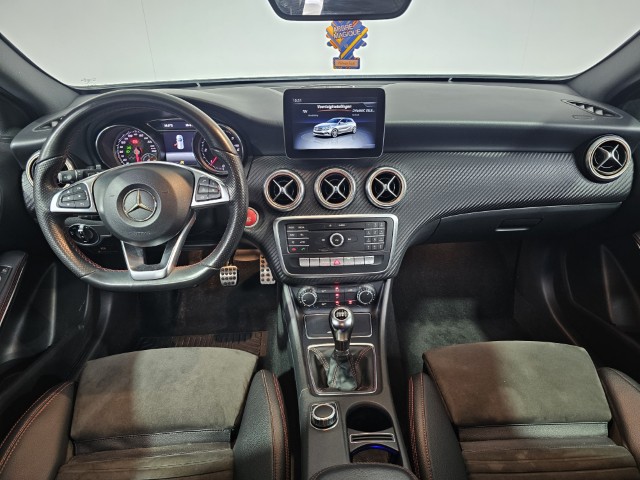 Mercedes A180 AMG PACK