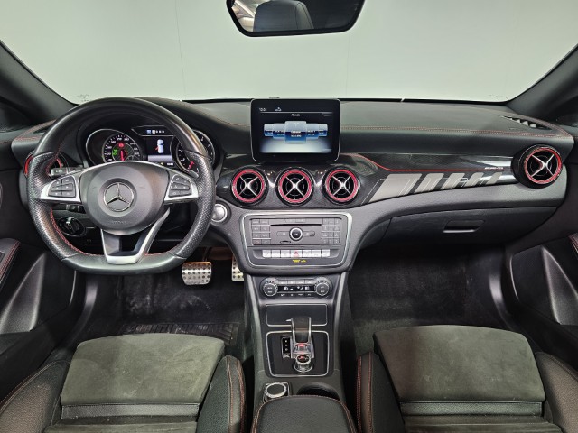 Mercedes CLA 45 AMG