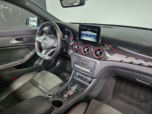 Mercedes CLA 45 AMG