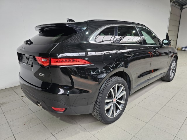 Jaguar F-Pace 2.0 AWD Prestige