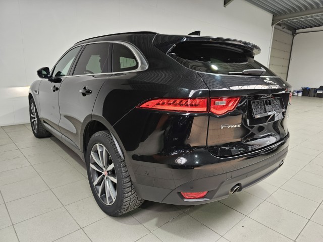Jaguar F-Pace 2.0 AWD Prestige