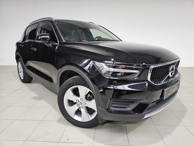Volvo XC40 T3 Momentum