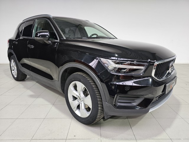 Volvo XC40 T3 Momentum