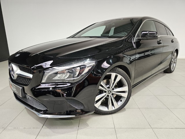 Mercedes CLA200 Urban Pack - Automaat