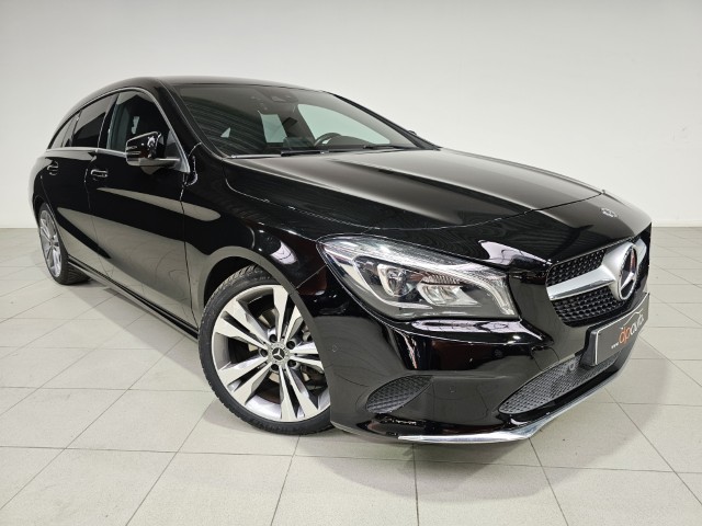 Mercedes CLA200 Urban Pack - Automaat