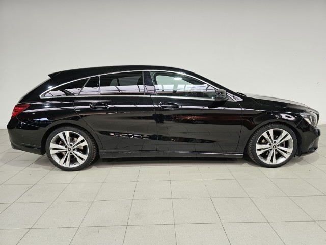 Mercedes CLA200 Urban Pack - Automaat