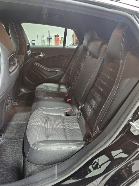 Mercedes CLA200 Urban Pack - Automaat