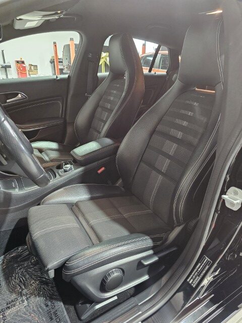 Mercedes CLA200 Urban Pack - Automaat