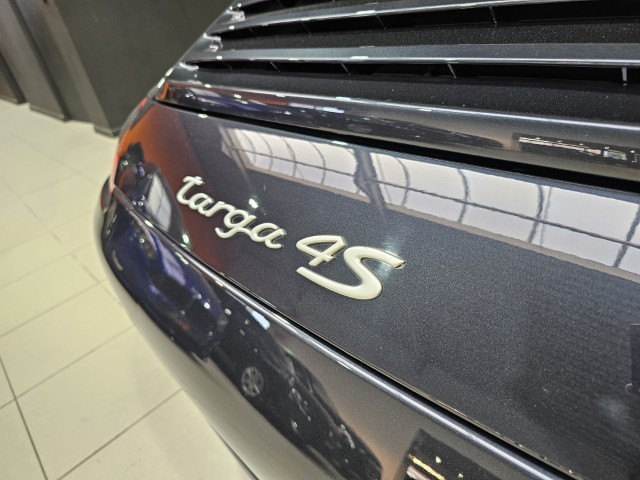 Porsche Targa 911 Carrera 4S 3.8i