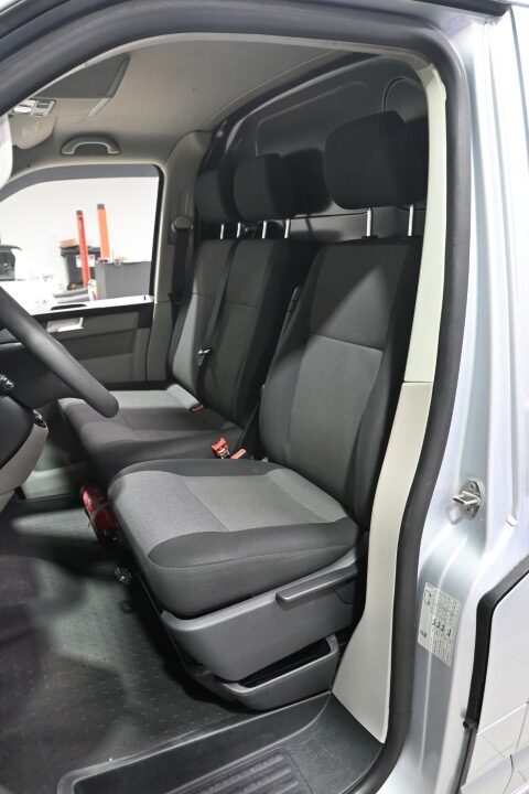Volkswagen Transporter T6 2.0 TDi