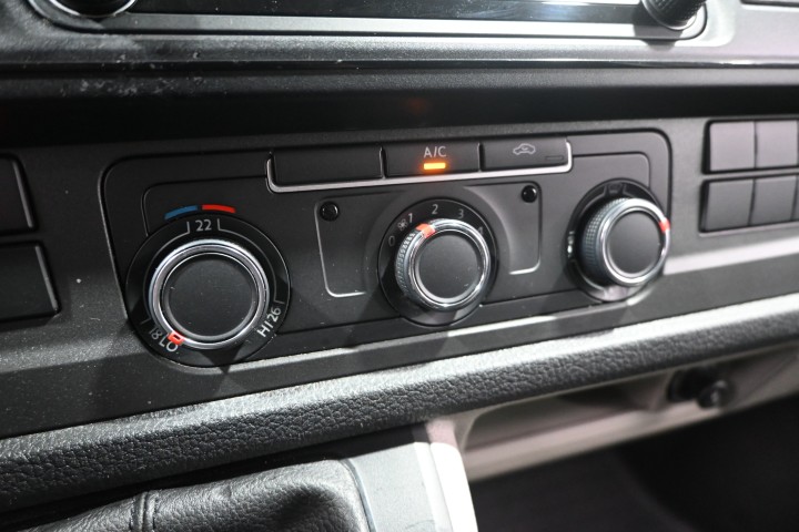 Volkswagen Transporter T6 2.0 TDi