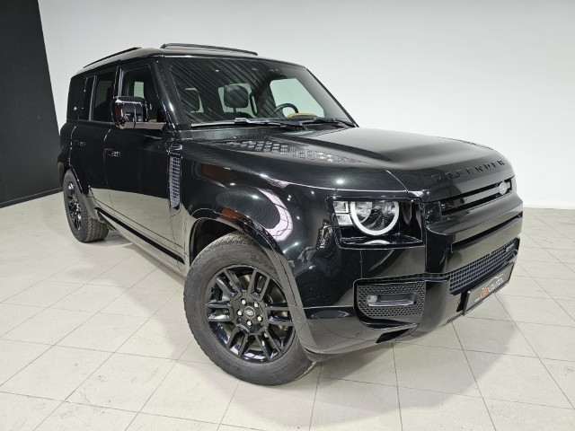 Land Rover Defender 110 3.0D MHEV D200 X Dynamic