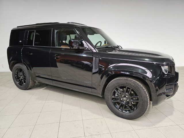 Land Rover Defender 110 3.0D MHEV D200 X Dynamic