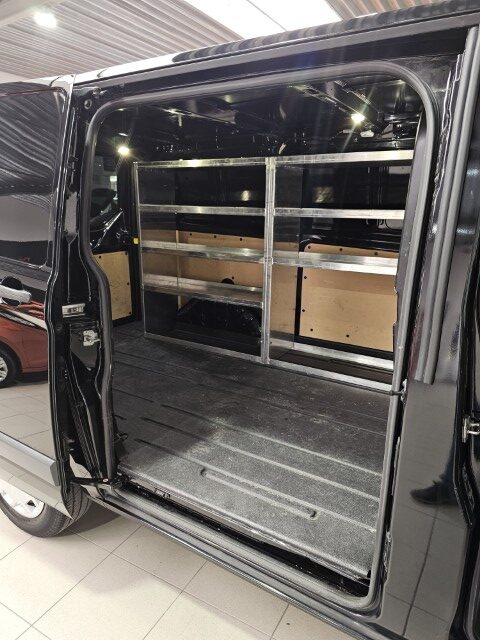Ford Transit Costum 2.0d L1