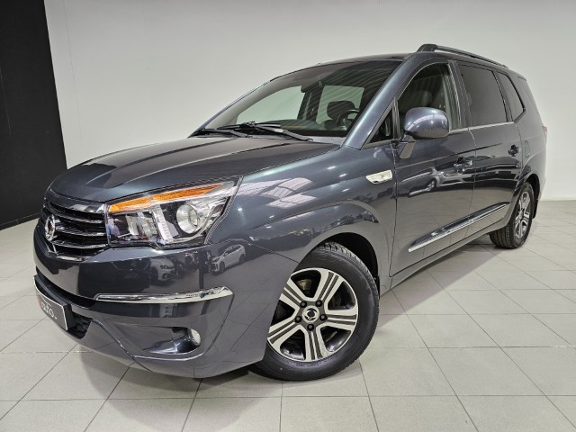 Ssang Yong Rodius 2.2
